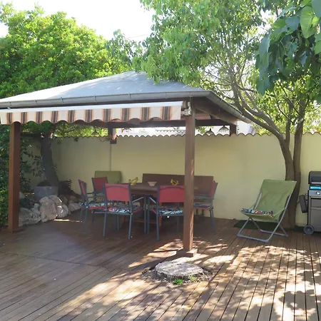 Charmante Avec Piscine Pres De L'etang. Sète