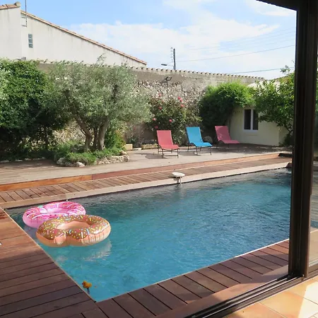 Charmante Avec Piscine Pres De L'etang. Sete